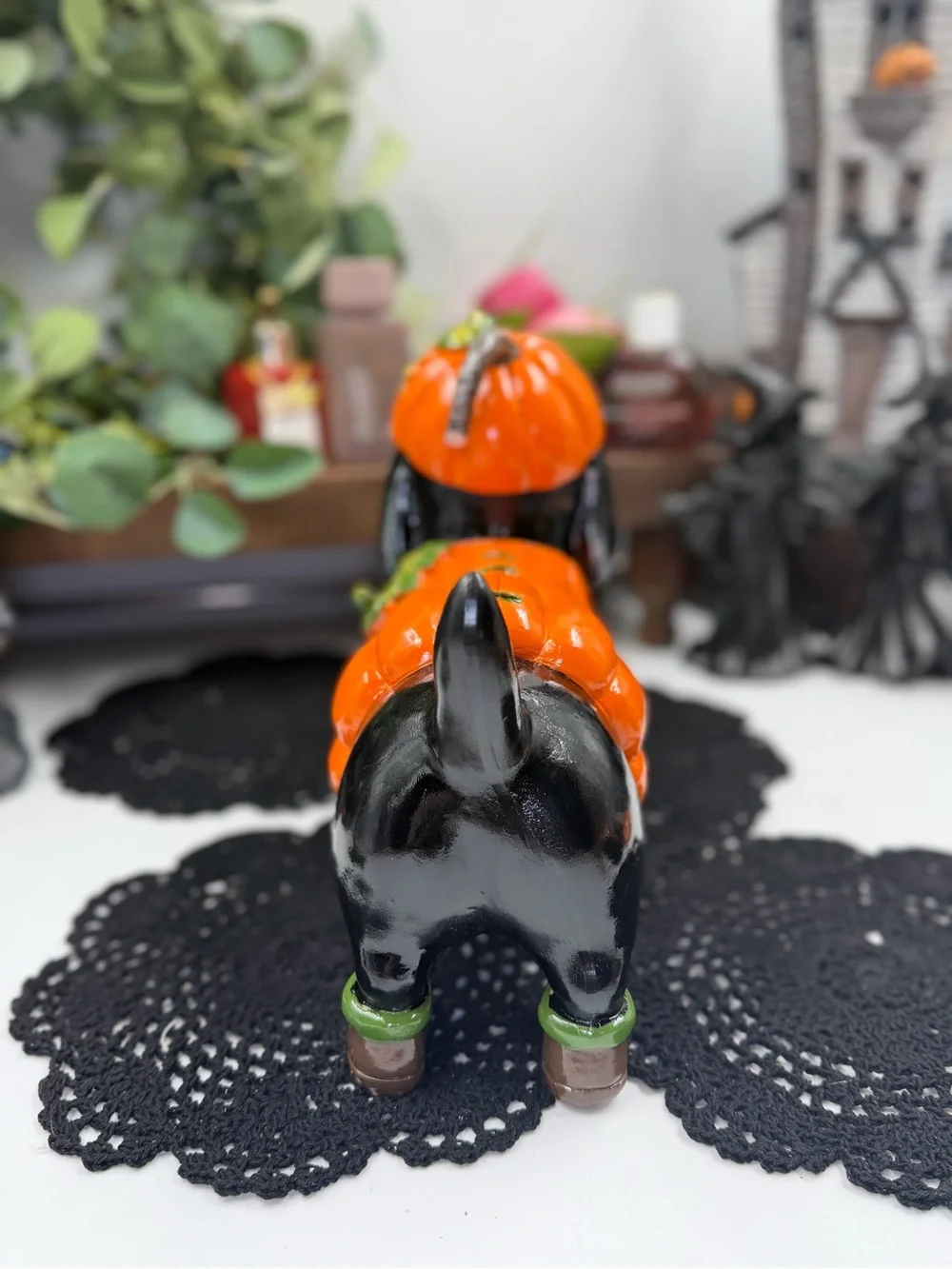 viral halloween dachshund dog pumpkin costume figurine fall decor